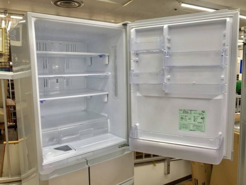 冷蔵庫の5ドア冷蔵庫