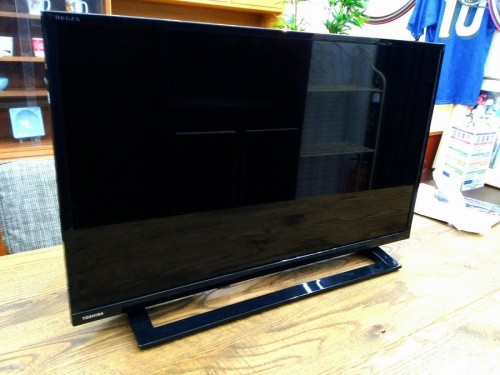 テレビの32インチテレビ