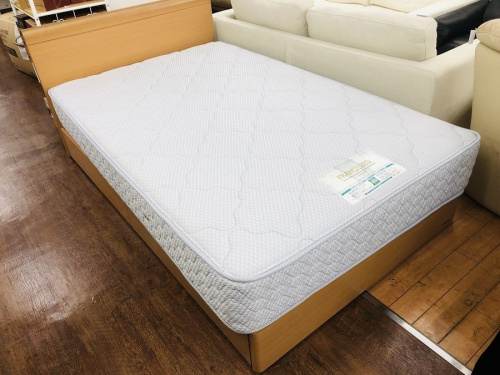 生活家具のベッド