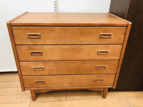 収納家具のチェスト