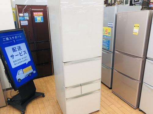 冷蔵庫の5ドア冷蔵庫