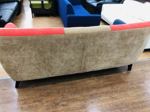 3人掛けソファーのパッチワークソファー