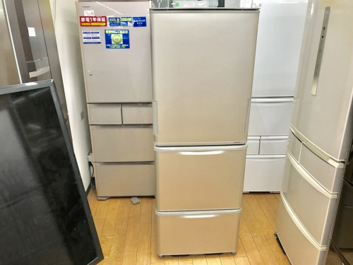 キッチン家電の冷蔵庫