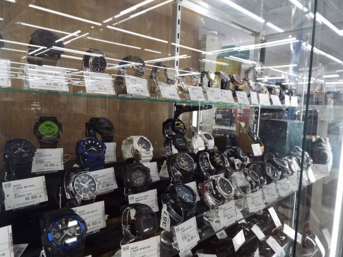 バッグパックの腕時計