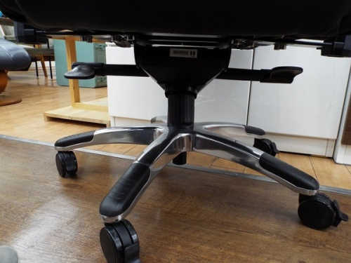 ゲーミングチェアの相模原　中古家具