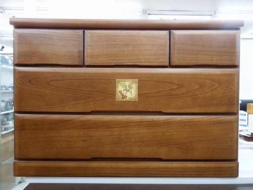 家具のチェスト