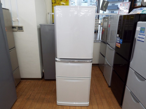キッチン家電の冷蔵庫
