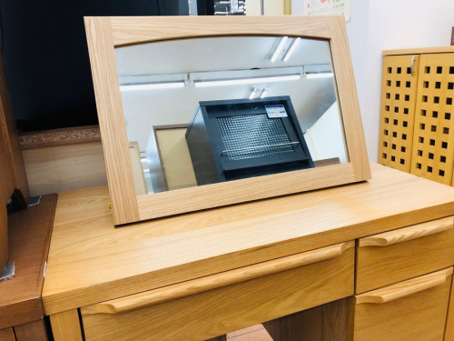 ドレッサーのウニコ　UNICO