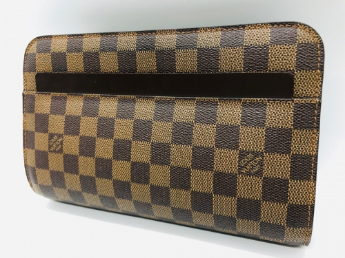 ブランド・ラグジュアリーのLOUIS VUITTON(ルイ・ヴィトン)
