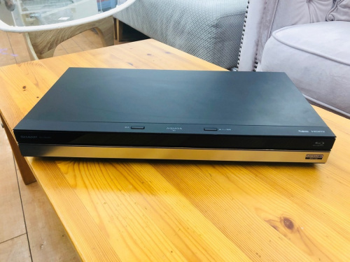 レコーダー・プレイヤー　ブルーレイのシャープ　SHARP