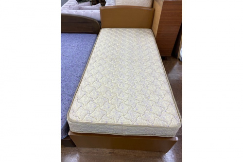 中古家具のベッド