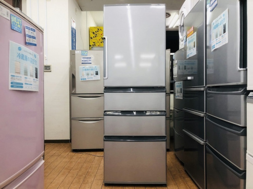 キッチン家電の冷蔵庫　4ドア冷蔵庫
