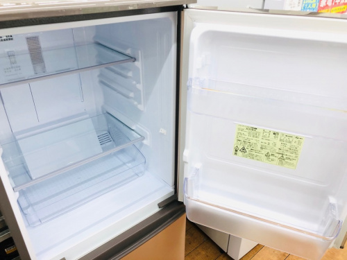 冷蔵庫のSHARP　シャープ