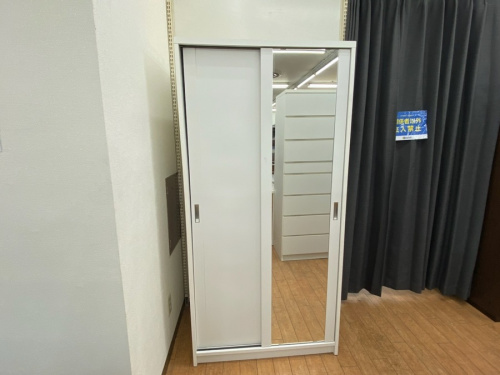 収納家具のクローゼット収納