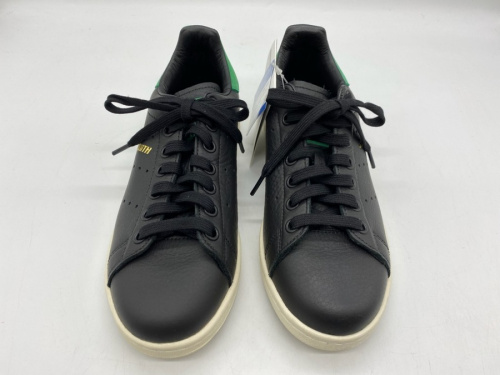 adidasのレディース