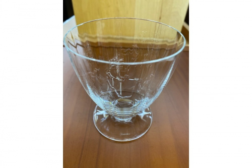 ガラスのウォーターゴブレット