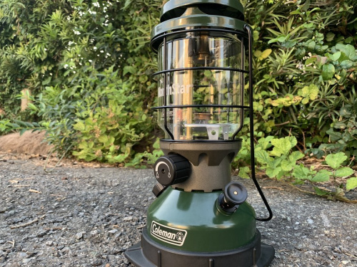 ランタンのガソリンランタン