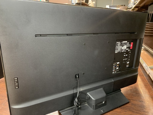 液晶テレビ　49ｲﾝﾁの4K対応液晶テレビ