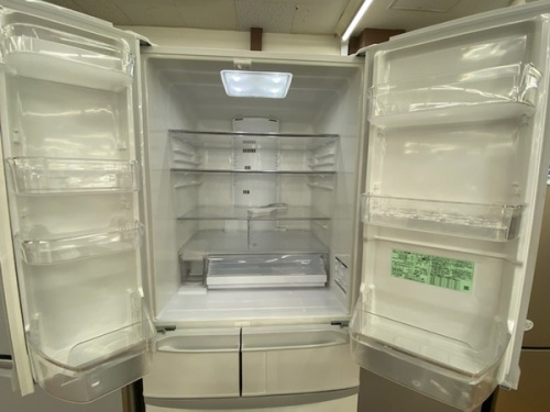 冷蔵庫の6ドア冷蔵庫