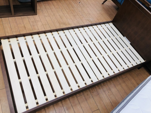 ベッド　寝具の中古　家具