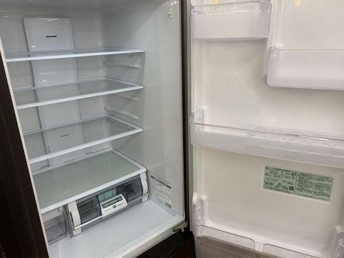 3ドア冷蔵庫のHITACHI