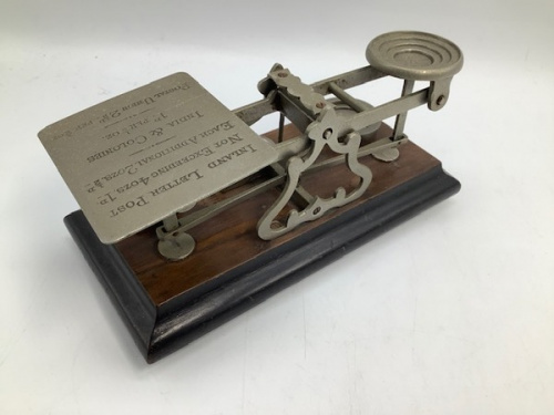 アンティークのスケール