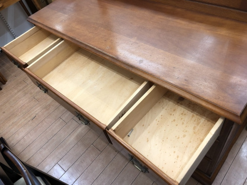 中古家具のDaniel 横浜ダニエル