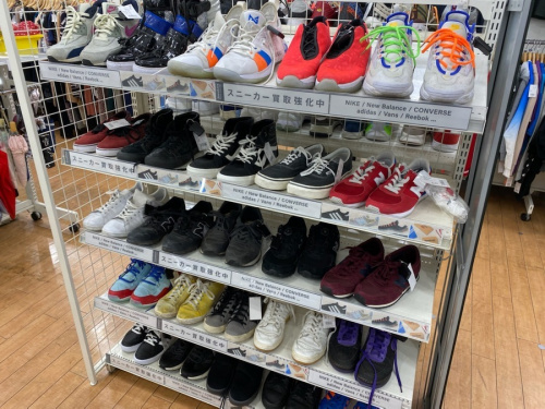 adidas NIKE ReebokのCONVERSE VANS