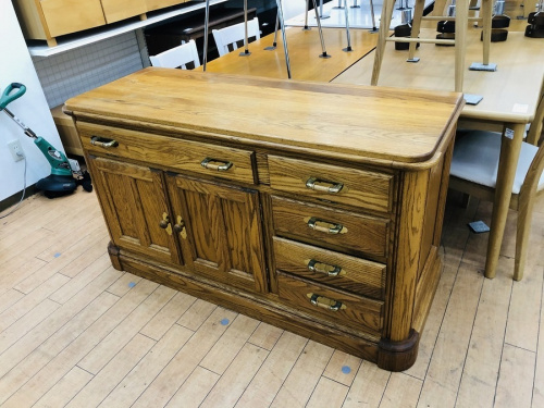 ﾜｰﾄﾞﾛｰﾌﾞの府中家具