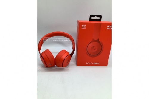 オーディオ機器のヘッドホン