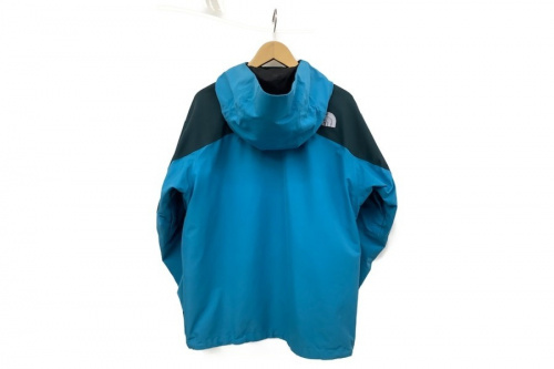 ジャケットのマウンテンパーカー