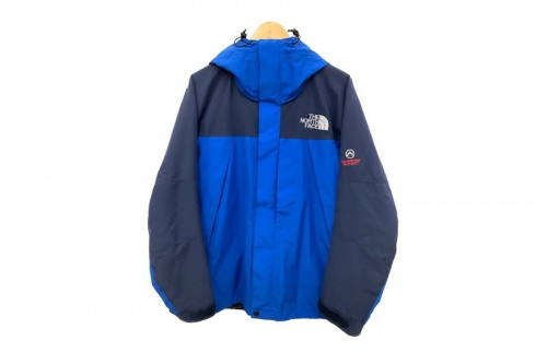 トップスのジャケット