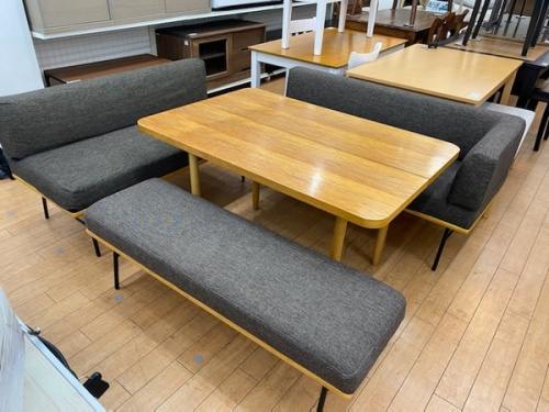 家具のダイニングセット