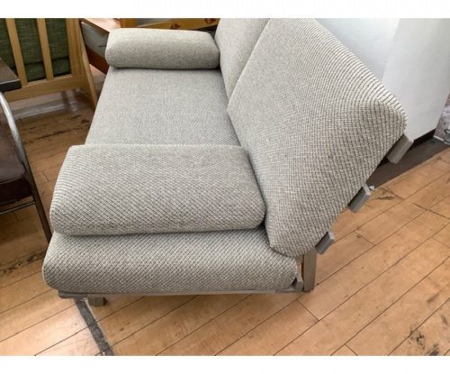 ソファーの2人掛けソファー