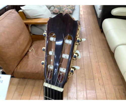 クラシックギターのTakamine