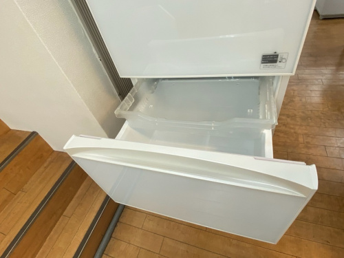 5ドア冷蔵庫のTOSHIBA