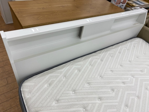 ベッド　中古のクイーンベッド