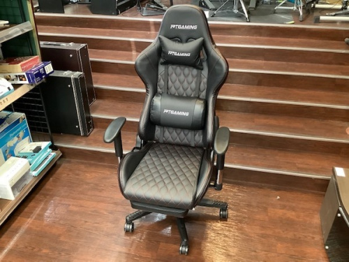 家具のゲーミングチェア