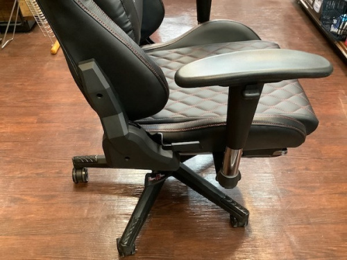 RXGAMINGの相模原　中古　家具