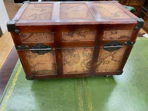 宝箱風ボックスの中古 アンティーク
