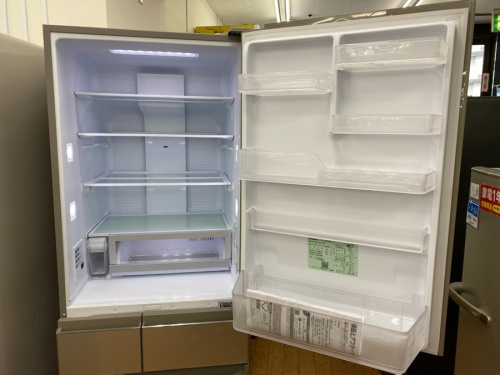 冷蔵庫 中古の5ドア冷蔵庫