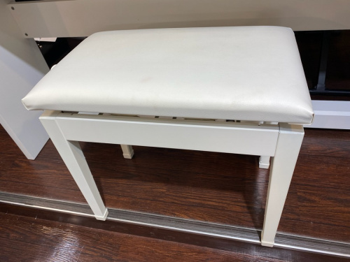 電子ピアノ　PriviaのCASIO