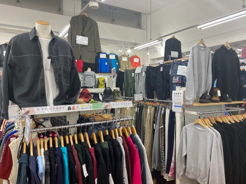 秋物　中古　古着の秋服　冬服　買取