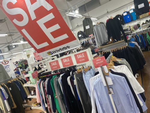 夏物　衣類　セール