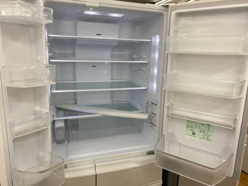 冷蔵庫の6ドア冷蔵庫