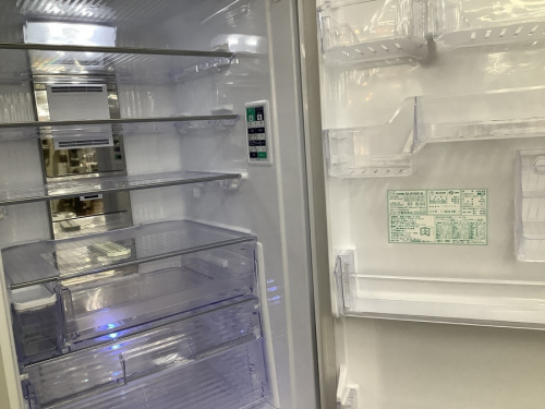 冷蔵庫の3ドア冷蔵庫