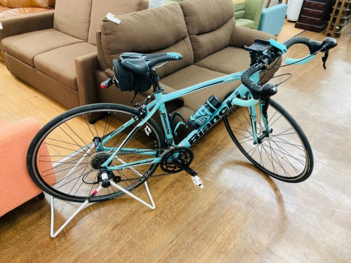 スポーツ用品の自転車
