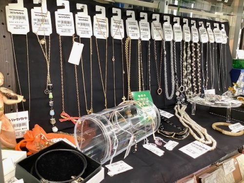 ブランドアクセサリーのシルバーアクセサリー