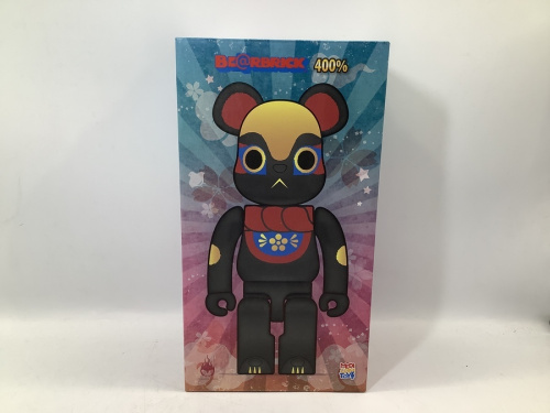 スニーカーのBE@BRICK