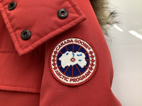 バンクロフトのCANADA GOOSE